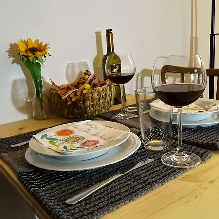 Lovely, Central Apartment With Balcony Innsbruck Extérieur photo